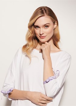 Biała bluzka damska z wiązaniem ze sklepu OCHNIK w kategorii Bluzki damskie - zdjęcie 172566697