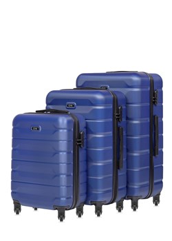 Komplet walizek na kółkach 19''/24''/28'' ze sklepu OCHNIK w kategorii Walizki - zdjęcie 172567419