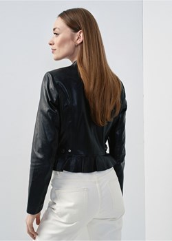 Krótka czarna skórzana kurtka damska ze sklepu OCHNIK w kategorii Kurtki damskie - zdjęcie 172569256