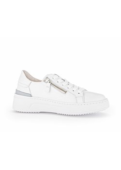 Gabor Skórzane sneakersy w kolorze białym ze sklepu Limango Polska w kategorii Trampki damskie - zdjęcie 172574915