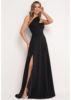 Czarna Rozkloszowana Sukienka z Asymetryczną Górą i Wiązaniem na Ramieniu z Rozcięciem Efirey ze sklepu Born2be Odzież w kategorii Sukienki - zdjęcie 172580296