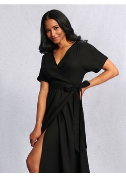 Sinsay - Sukienka z wiskozą - czarny ze sklepu Sinsay w kategorii Sukienki - zdjęcie 172583669