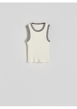 Reserved - Top z ozdobnym wykończeniem - złamana biel ze sklepu Reserved w kategorii Bluzki damskie - zdjęcie 172587867