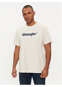 Wrangler T-Shirt Logo 112350523 Écru Regular Fit ze sklepu MODIVO w kategorii T-shirty męskie - zdjęcie 172591665