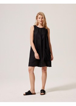 Sukienka DOSHE Czarny XS ze sklepu Diverse w kategorii Sukienki - zdjęcie 172596475
