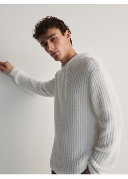 Reserved - Sweter z kapturem - złamana biel ze sklepu Reserved w kategorii Swetry męskie - zdjęcie 172600027