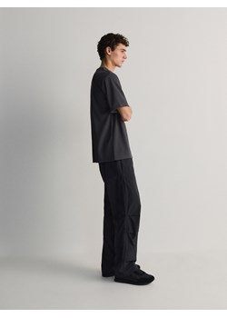 Reserved - Spodnie loose fit - czarny ze sklepu Reserved w kategorii Spodnie męskie - zdjęcie 172600067