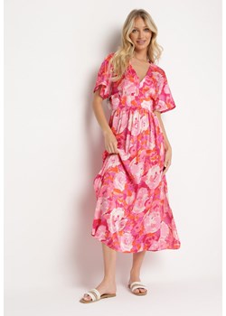 Różowa Sukienka z Satynowego Materiału z Kopertowym Dekoltem i Luźnym Rękawem Xaremia ze sklepu Born2be Odzież w kategorii Sukienki - zdjęcie 172600998