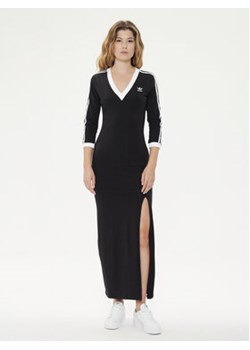 adidas Sukienka codzienna adicolor Classics IK0439 Czarny Slim Fit ze sklepu MODIVO w kategorii Sukienki - zdjęcie 172602805
