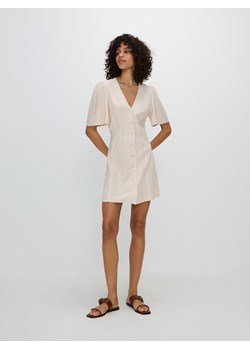 Reserved - Sukienka mini z wiskozą - beżowy ze sklepu Reserved w kategorii Sukienki - zdjęcie 172608597