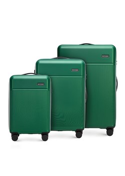 Zestaw walizek z ABS-u z pionowymi paskami zielony ze sklepu WITTCHEN w kategorii Walizki - zdjęcie 172615456