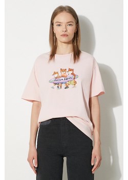 Maison Kitsuné t-shirt bawełniany Surfing Foxes Comfort Tee Shirt damski kolor różowy MW00116KJ0136 ze sklepu PRM w kategorii Bluzki damskie - zdjęcie 172617625