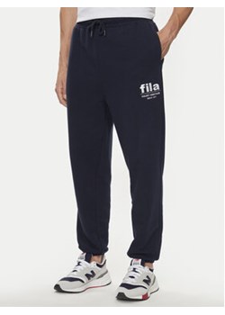 Fila Spodnie dresowe FAM0647 Granatowy Regular Fit ze sklepu MODIVO w kategorii Spodnie męskie - zdjęcie 172618616