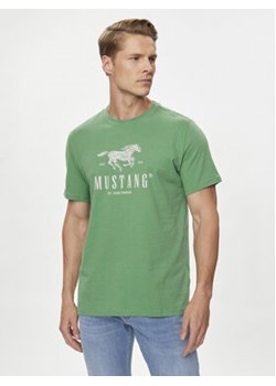 Mustang T-Shirt Austin 1015069 Zielony Regular Fit ze sklepu MODIVO w kategorii T-shirty męskie - zdjęcie 172618799