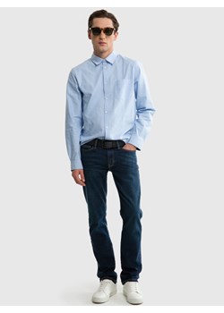 Koszula męska z tkaniny typu oxford jasnoniebieska Trixi 400 ze sklepu Big Star w kategorii Koszule męskie - zdjęcie 172619045