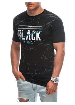 T-shirt męski z nadrukiem 1938S - czarny ze sklepu Edoti w kategorii T-shirty męskie - zdjęcie 172627649