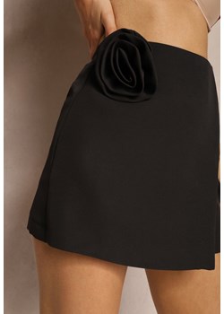 Czarne  Spódnico-Spodenki Mini z Zakładką i Aplikacją w Kształcie Róży Pholia ze sklepu Renee odzież w kategorii Spódnice - zdjęcie 172630669