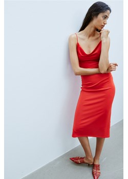 H & M - Sukienka z drapowanym dekoltem - Czerwony ze sklepu H&M w kategorii Sukienki - zdjęcie 172631176