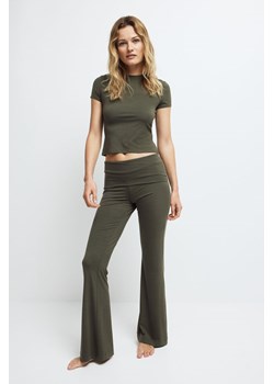 H & M - Rozszerzane spodnie dżersejowe - Zielony ze sklepu H&M w kategorii Spodnie damskie - zdjęcie 172631225