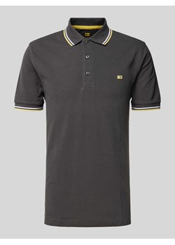 Koszulka polo z detalem z logo ze sklepu Peek&Cloppenburg  w kategorii T-shirty męskie - zdjęcie 172641048