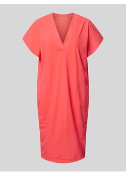 Sukienka o długości do kolan z dekoltem w serek model ‘JOYCE’ ze sklepu Peek&Cloppenburg  w kategorii Sukienki - zdjęcie 172641158