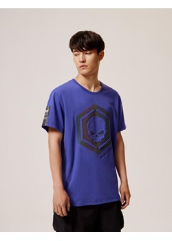 Koszulka DEXT EMBO 01 Fiolet M ze sklepu Diverse w kategorii T-shirty męskie - zdjęcie 172642766