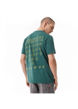 Męski t-shirt z nadrukiem Prosto Palmar - zielony ze sklepu Sportstylestory.com w kategorii T-shirty męskie - zdjęcie 172647475