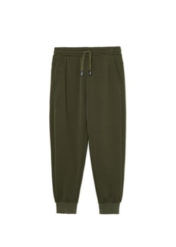 Cropp - Oliwkowe spodnie joggery - zielony ze sklepu Cropp w kategorii Spodnie męskie - zdjęcie 172654276