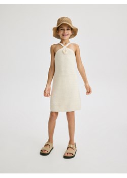 Reserved - Dzianinowa sukienka - złamana biel ze sklepu Reserved w kategorii Sukienki dziewczęce - zdjęcie 172654928