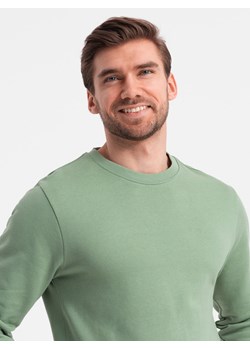 Męska bluza dresowa BASIC z okrągłym dekoltem - zielona V3 OM-SSBN-0175 ze sklepu ombre w kategorii Bluzy męskie - zdjęcie 172656198