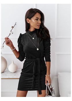 Welurowa sukienka z golfem REBECCA - czarna ze sklepu magmac.pl w kategorii Sukienki - zdjęcie 172663539