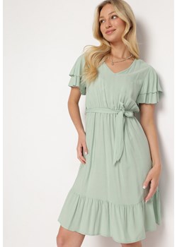 Zielona Sukienka z Bawełny z Gumką w Pasie i Falbanką Yarpia ze sklepu Born2be Odzież w kategorii Sukienki - zdjęcie 172665065