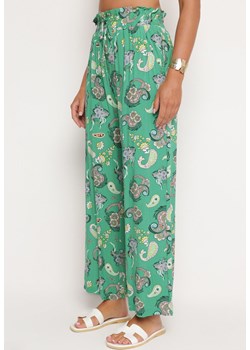 Zielone Spodnie z Bawełny z w Stylu Boho z Szerokimi Nogawkami i Gumką w Talii Jelvia ze sklepu Born2be Odzież w kategorii Spodnie damskie - zdjęcie 172665086