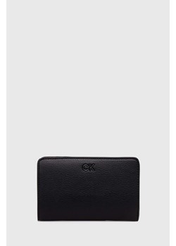 Calvin Klein portfel damski kolor czarny K60K612638 ze sklepu ANSWEAR.com w kategorii Portfele damskie - zdjęcie 172666039