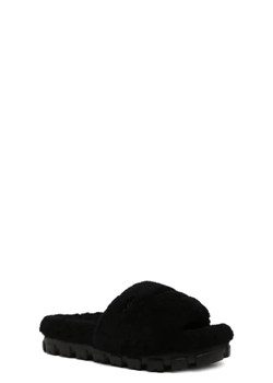 UGG Skórzane obuwie domowe Curly | z dodatkiem wełny ze sklepu Gomez Fashion Store w kategorii Kapcie damskie - zdjęcie 172674716