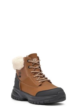 UGG Skórzane buty trekkingowe YOSE FLUFF V2 ze sklepu Gomez Fashion Store w kategorii Buty trekkingowe damskie - zdjęcie 172675146