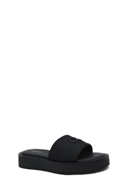 Calvin Klein Skórzane klapki ze sklepu Gomez Fashion Store w kategorii Klapki damskie - zdjęcie 172675739