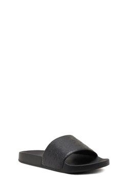 Calvin Klein Klapki POOL SLIDE ze sklepu Gomez Fashion Store w kategorii Klapki damskie - zdjęcie 172698999