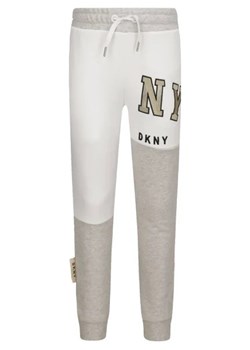 DKNY Kids Spodnie dresowe | Regular Fit ze sklepu Gomez Fashion Store w kategorii Spodnie dziewczęce - zdjęcie 172711616