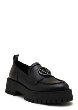 Valentino Skórzane loafersy ze sklepu Gomez Fashion Store w kategorii Mokasyny damskie - zdjęcie 172717369