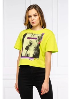 GUESS T-shirt ANDINA | Regular Fit ze sklepu Gomez Fashion Store w kategorii Bluzki damskie - zdjęcie 172778235