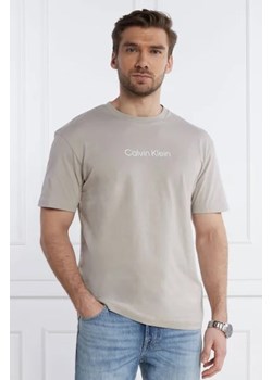 Calvin Klein T-shirt | Regular Fit ze sklepu Gomez Fashion Store w kategorii T-shirty męskie - zdjęcie 172786509