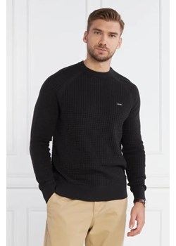 Calvin Klein Sweter TEXTURE MIX CN | Regular Fit ze sklepu Gomez Fashion Store w kategorii Swetry męskie - zdjęcie 172826099