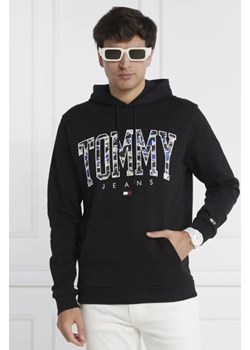 Tommy Jeans Bluza CAMO NEW VRSTY | Regular Fit ze sklepu Gomez Fashion Store w kategorii Bluzy męskie - zdjęcie 172830158