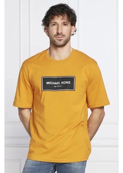 Michael Kors T-shirt FLAGSHIP LOGO | Regular Fit ze sklepu Gomez Fashion Store w kategorii T-shirty męskie - zdjęcie 172852468