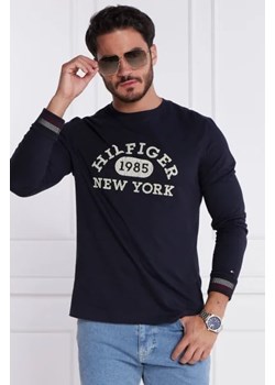 Tommy Hilfiger Longsleeve MONOTYPE COLLEGIATE | Regular Fit ze sklepu Gomez Fashion Store w kategorii T-shirty męskie - zdjęcie 172873028