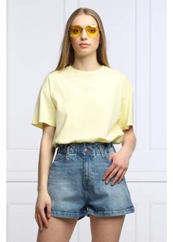Pepe Jeans London T-shirt Nina | Cropped Fit ze sklepu Gomez Fashion Store w kategorii Bluzki damskie - zdjęcie 172874875