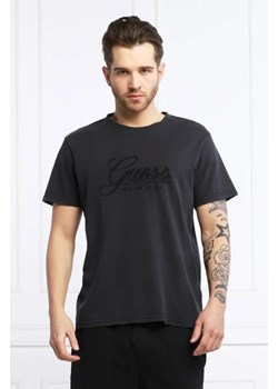 GUESS T-shirt BARRY | Regular Fit ze sklepu Gomez Fashion Store w kategorii T-shirty męskie - zdjęcie 172884267
