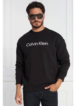 Calvin Klein Bluza HERO LOGO | Comfort fit ze sklepu Gomez Fashion Store w kategorii Bluzy męskie - zdjęcie 172891859