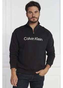 Calvin Klein Bluza HERO LOGO QUARTER ZIP | Comfort fit ze sklepu Gomez Fashion Store w kategorii Bluzy męskie - zdjęcie 172894386